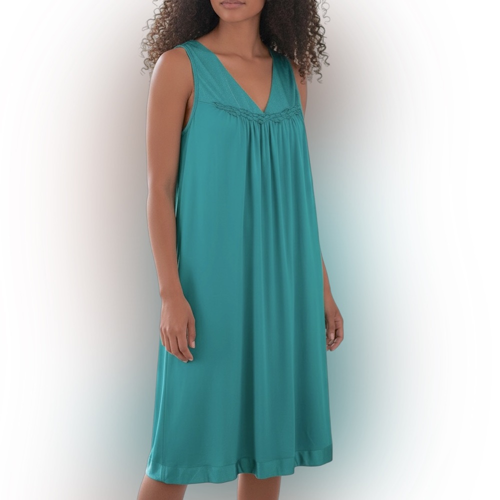 S / M Vintage Teal Sleeveless Slip Nightgown 👗